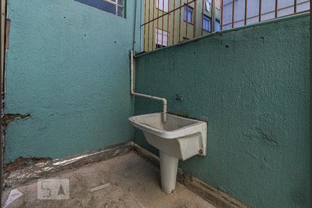 Apartamento à venda com 70m², 2 quartos e sem vagaArea de serviço