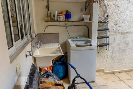 Casa à venda com 100m², 2 quartos e sem vagaÁrea de Serviço