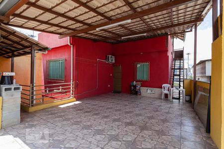 Casa à venda com 300m², 4 quartos e 3 vagasEntrada