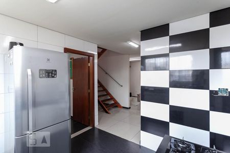 Casa à venda com 300m², 4 quartos e 3 vagasCozinha
