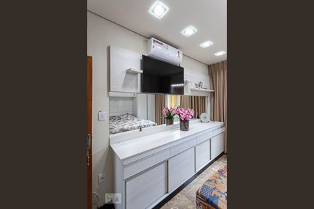 Casa à venda com 300m², 4 quartos e 3 vagasSuíte