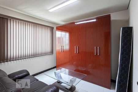 Casa à venda com 300m², 4 quartos e 3 vagasQuarto 2