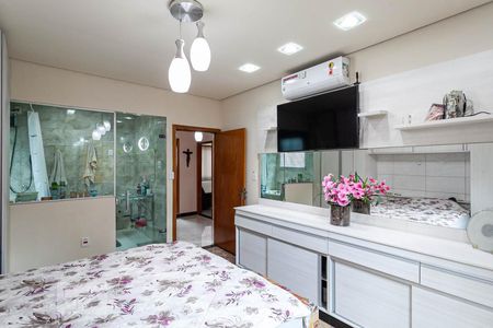 Casa à venda com 300m², 4 quartos e 3 vagasSuíte