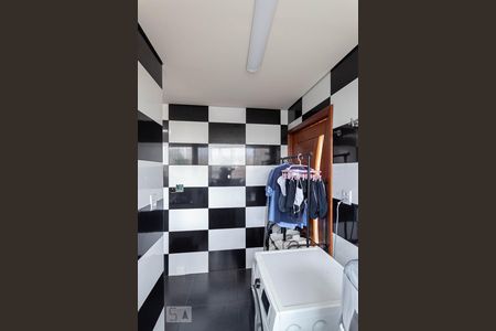 Casa à venda com 300m², 4 quartos e 3 vagasÁrea de serviço