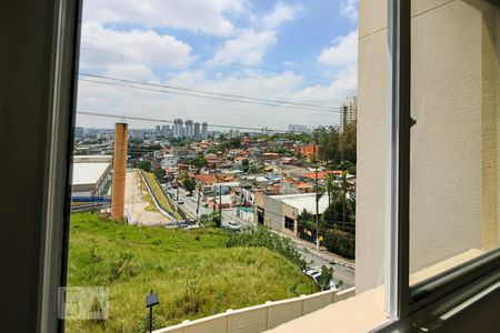Vista Sala de apartamento para alugar com 2 quartos, 41m² em Jardim Celeste, São Paulo