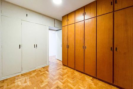 Apartamento para alugar com 154m², 3 quartos e 1 vaga Apartamento para alugar com 154m², 3 quartos e 1 vagaQuarto 1