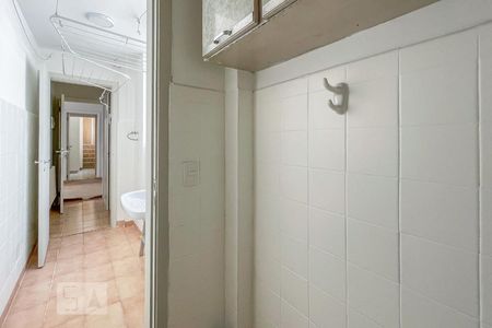 Apartamento para alugar com 154m², 3 quartos e 1 vaga Apartamento para alugar com 154m², 3 quartos e 1 vagaÁrea de serviço - banheiro