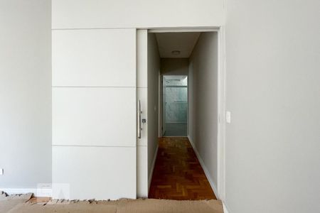 Apartamento para alugar com 154m², 3 quartos e 1 vaga Apartamento para alugar com 154m², 3 quartos e 1 vagaCorredor 2
