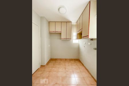 Apartamento para alugar com 154m², 3 quartos e 1 vaga Apartamento para alugar com 154m², 3 quartos e 1 vagaÁrea de serviço - quarto