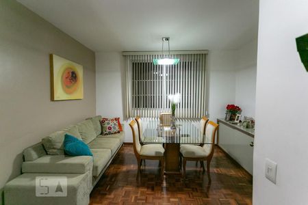 Sala de apartamento à venda com 3 quartos, 92m² em Santa Efigênia, Belo Horizonte