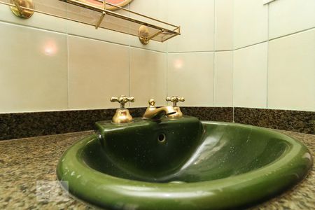 Apartamento à venda com 80m², 3 quartos e 1 vaga Apartamento à venda com 80m², 3 quartos e 1 vagaBanheiro