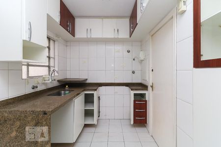 Apartamento à venda com 80m², 3 quartos e 1 vaga Apartamento à venda com 80m², 3 quartos e 1 vagaCozinha