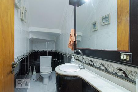 Casa à venda com 250m², 3 quartos e 3 vagasLavabo