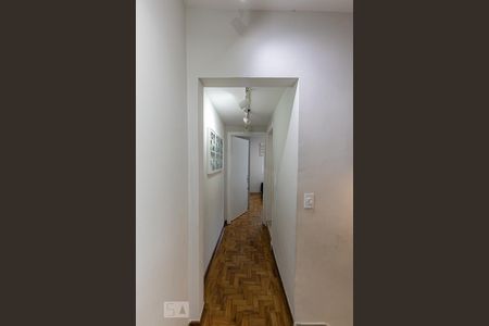 Corredor de casa à venda com 3 quartos, 135m² em Vila Gomes Cardim, São Paulo