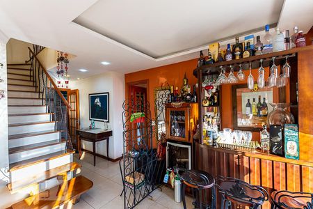 Sala de apartamento à venda com 4 quartos, 239m² em Gragoatá, Niterói