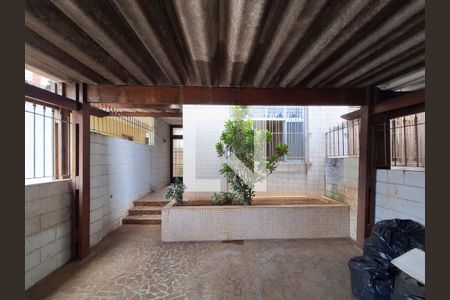 Casa à venda com 150m², 3 quartos e 2 vagasGaragem