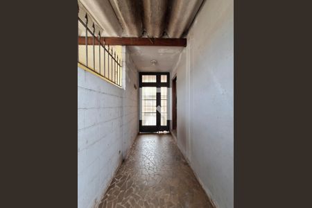 Casa à venda com 150m², 3 quartos e 2 vagasEntrada