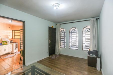 Sala de Estar de Casa com 2 quartos, 90m² Butantã