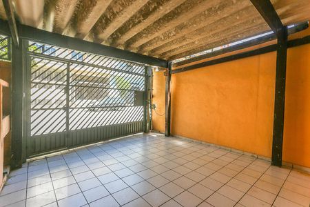 Casa à venda com 90m², 2 quartos e 2 vagas Casa à venda com 90m², 2 quartos e 2 vagasGaragem