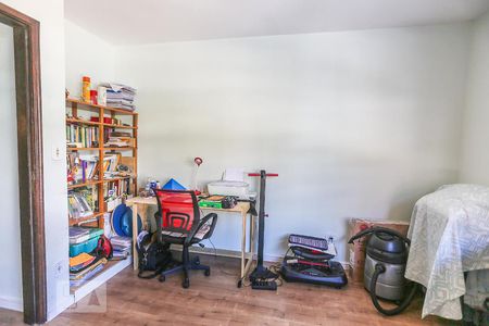 Casa à venda com 90m², 2 quartos e 2 vagas Casa à venda com 90m², 2 quartos e 2 vagasQuarto 2