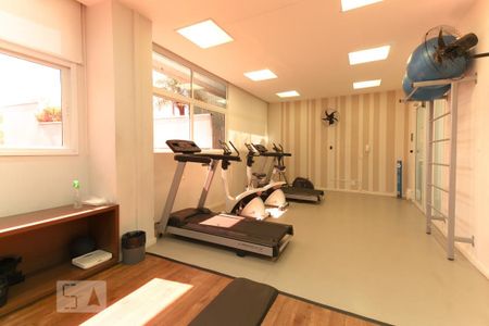 Apartamento para alugar com 62m², 2 quartos e 1 vaga Apartamento para alugar com 62m², 2 quartos e 1 vagaÁrea comum - Academia