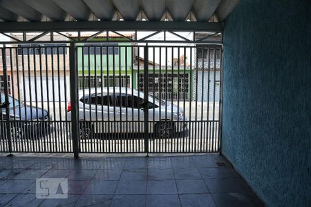 Garagem de casa para alugar com 1 quarto, 48m² em Parque Pinheiros, Taboão da Serra
