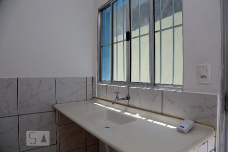 Cozinha de casa para alugar com 1 quarto, 48m² em Parque Pinheiros, Taboão da Serra