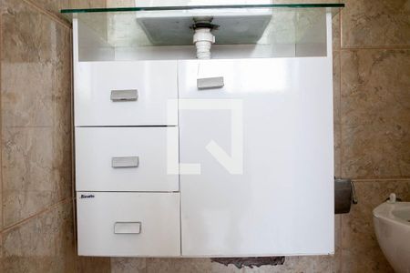 Apartamento para alugar com 65m², 2 quartos e 1 vaga Apartamento para alugar com 65m², 2 quartos e 1 vagaBanheiro suite - Armário