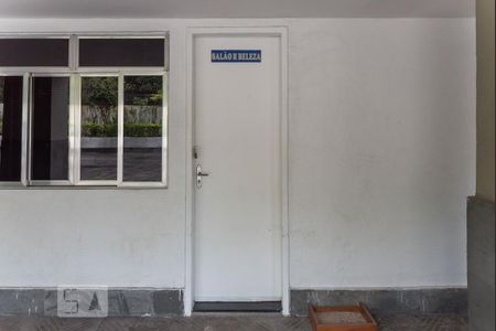 Apartamento para alugar com 65m², 2 quartos e 1 vaga Apartamento para alugar com 65m², 2 quartos e 1 vagaÁrea Comum - Salão de beleza