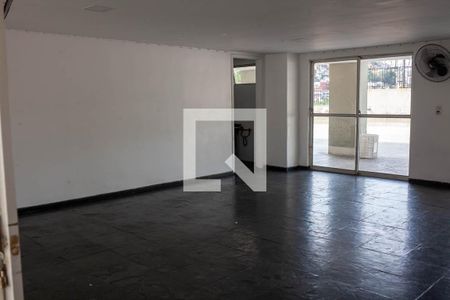 Apartamento para alugar com 65m², 2 quartos e 1 vaga Apartamento para alugar com 65m², 2 quartos e 1 vagaÁrea comum - Salão de festas 1