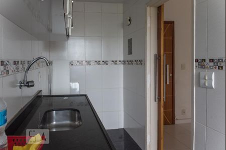 Apartamento para alugar com 65m², 2 quartos e 1 vaga Apartamento para alugar com 65m², 2 quartos e 1 vagaCozinha