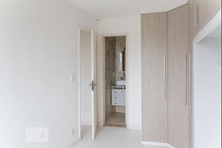 Apartamento para alugar com 65m², 2 quartos e 1 vaga Apartamento para alugar com 65m², 2 quartos e 1 vagaSuíte
