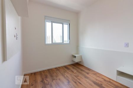 Quarto de apartamento para alugar com 1 quarto, 32m² em Presidente Altino, Osasco