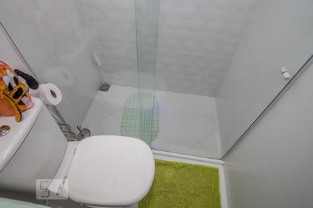 Casa à venda com 450m², 4 quartos e 2 vagas Casa à venda com 450m², 4 quartos e 2 vagasBanheiro Social