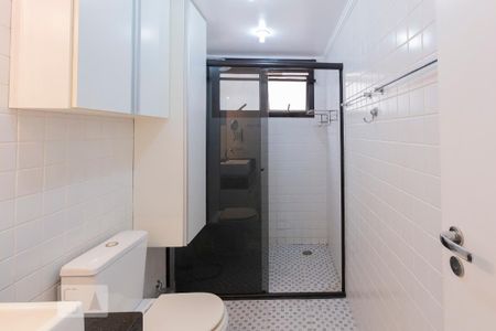 Apartamento para alugar com 60m², 1 quarto e 1 vaga Apartamento para alugar com 60m², 1 quarto e 1 vagaBanheiro da Suíte