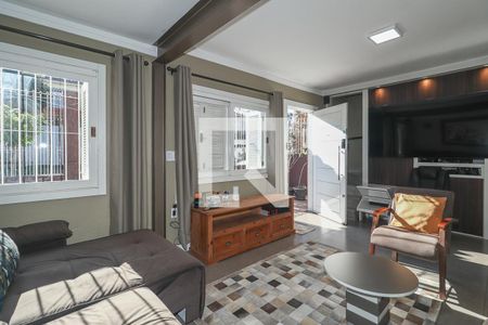 Sala de casa à venda com 4 quartos, 150m² em Jardim Carvalho, Porto Alegre