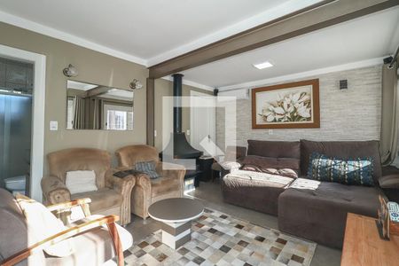 Sala de casa à venda com 4 quartos, 150m² em Jardim Carvalho, Porto Alegre