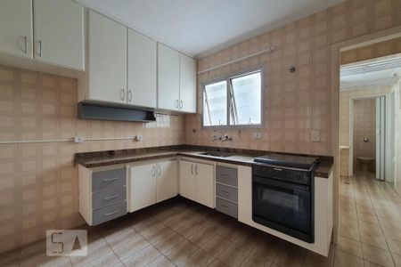 Apartamento para alugar com 100m², 2 quartos e 4 vagasCozinha