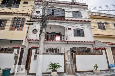 Apartamento para alugar com 70m², 2 quartos e sem vagaFachada