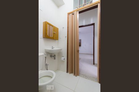 Apartamento para alugar com 70m², 2 quartos e sem vagaBanheiro