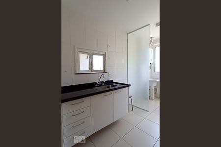Apartamento para alugar com 72m², 2 quartos e 2 vagasCozinha