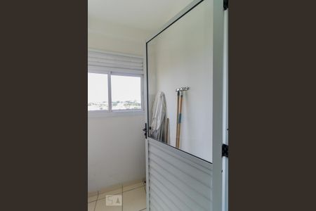 Área de Serviço de apartamento para alugar com 2 quartos, 50m² em Parque Paineiras, São Paulo