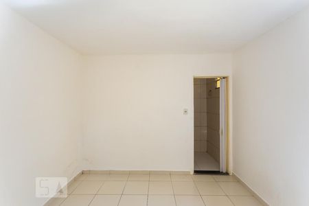 Quarto de casa para alugar com 1 quarto, 30m² em Helena Maria, Osasco