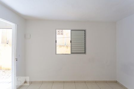Casa para alugar com 35m², 1 quarto e sem vaga Casa para alugar com 35m², 1 quarto e sem vagaQuarto