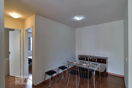 Sala de apartamento para alugar com 2 quartos, 75m² em Jardim Monte Kemel, São Paulo