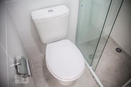 Detalhe do banheiro de kitnet/studio para alugar com 1 quarto, 16m² em Bela Vista, São Paulo