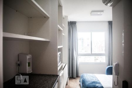 Sala/Quarto de kitnet/studio para alugar com 1 quarto, 16m² em Bela Vista, São Paulo