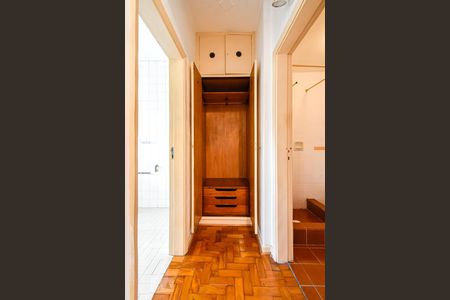 Hall de kitnet/studio para alugar com 1 quarto, 30m² em Vila Buarque, São Paulo