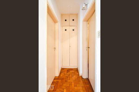 Hall de kitnet/studio para alugar com 1 quarto, 30m² em Vila Buarque, São Paulo