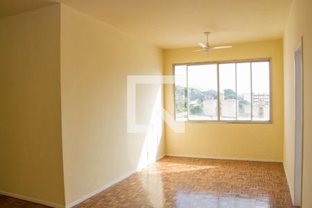 Sala de apartamento à venda com 2 quartos, 72m² em Cascadura, Rio de Janeiro